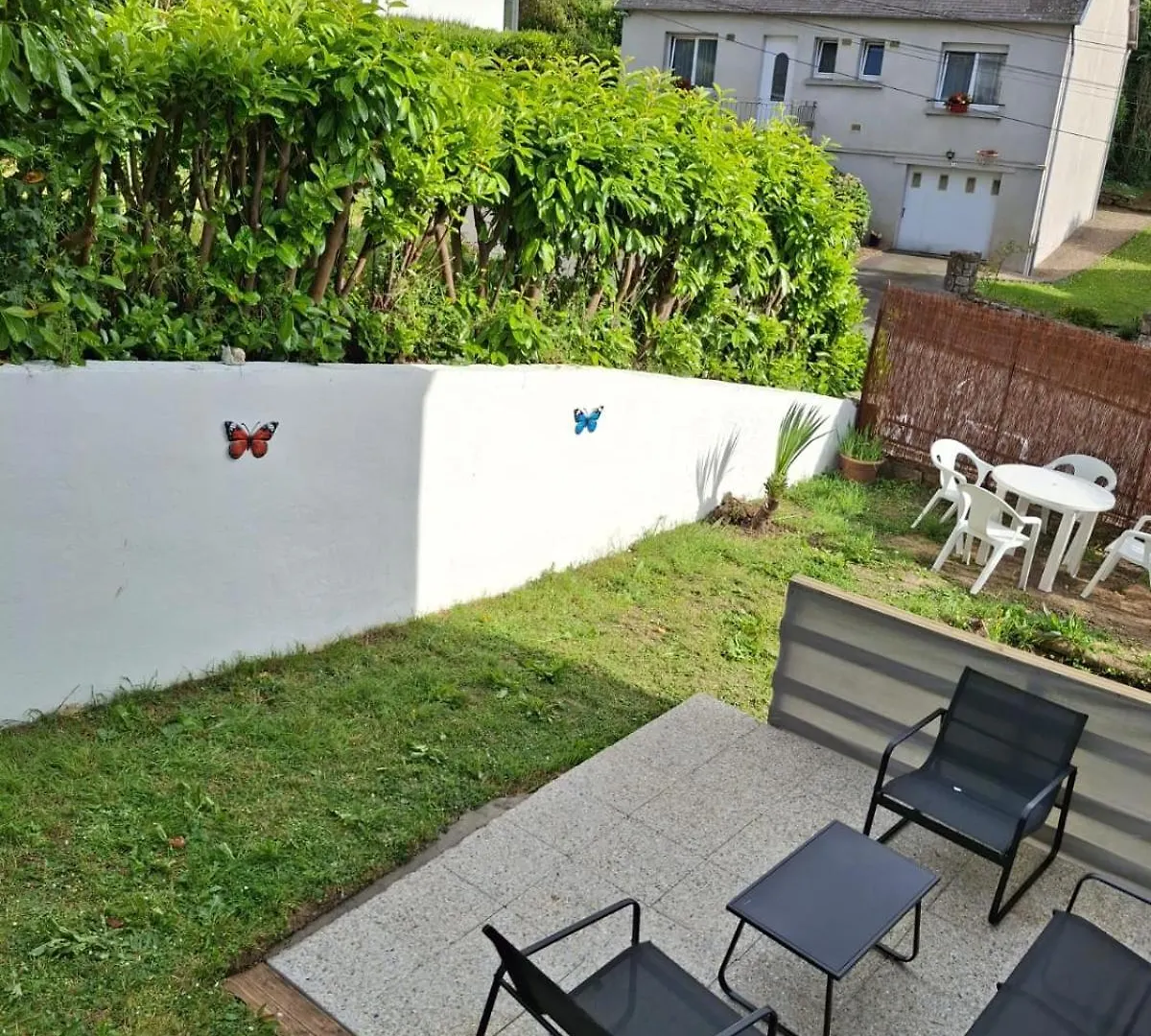 Lägenhet Appartements Renove A Neuf Au Rez De Chausse De Notre Maison Morlaix Frankrike